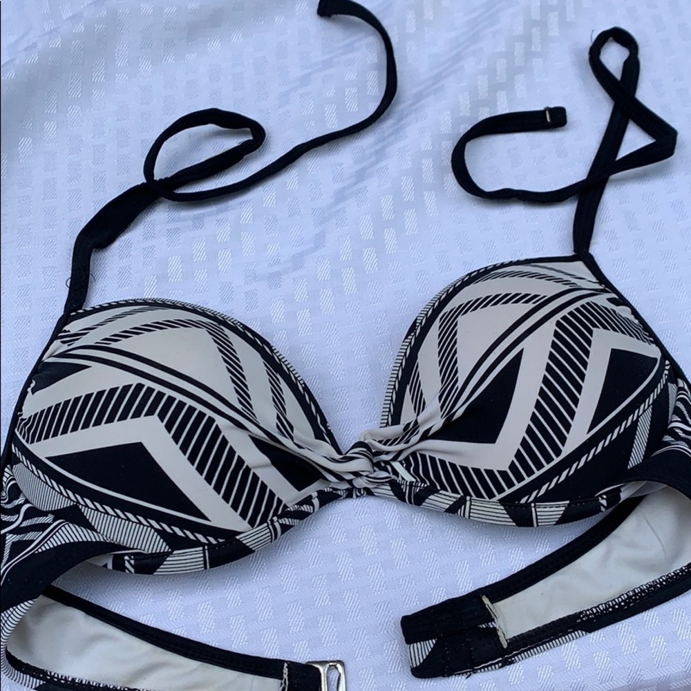 bikini top